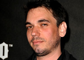1254760889_dj am m
