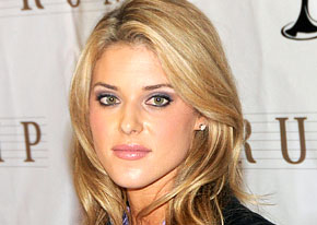 1257870840_carrie prejean 206
