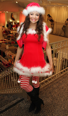 1261492834_latoya jackson 290