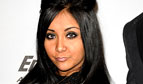 1262805907_snooki 84
