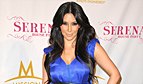 1280071317_kardashian fan_84