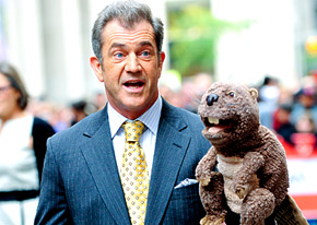 1300391032_mel gibson 206