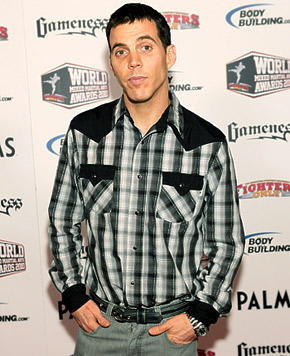 1301326076_steve o 290