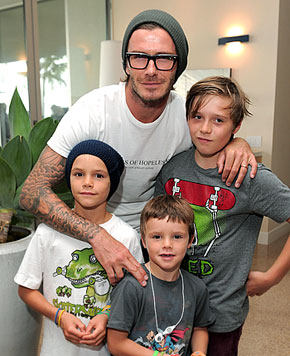 1310504634_david romeo brooklyn cruz beckham 290