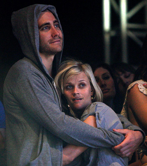 1323899250_jake gyllenhaal reese witherspoon lg