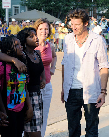 1323990203_ty pennington 441