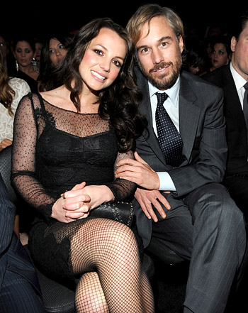 1324073819_britney spears jason trawick 441