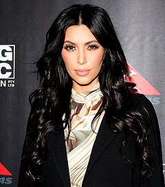 1326234143_kim kardashian 240