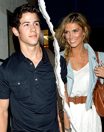 1329830358_nick jonas delta goodrem 441