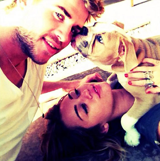 1341956611_miley cyrus liam hemsworth dog lg12