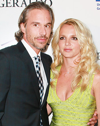 1352861016_jason trawick britney spears 350