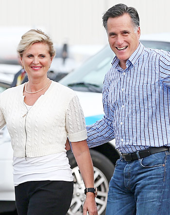 1353360729_ann romney mitt romney 350