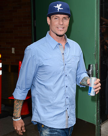 1359393986_vanilla ice 441