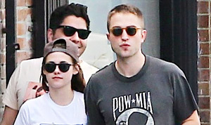 1365176461_robert pattinson kristen stewart 178