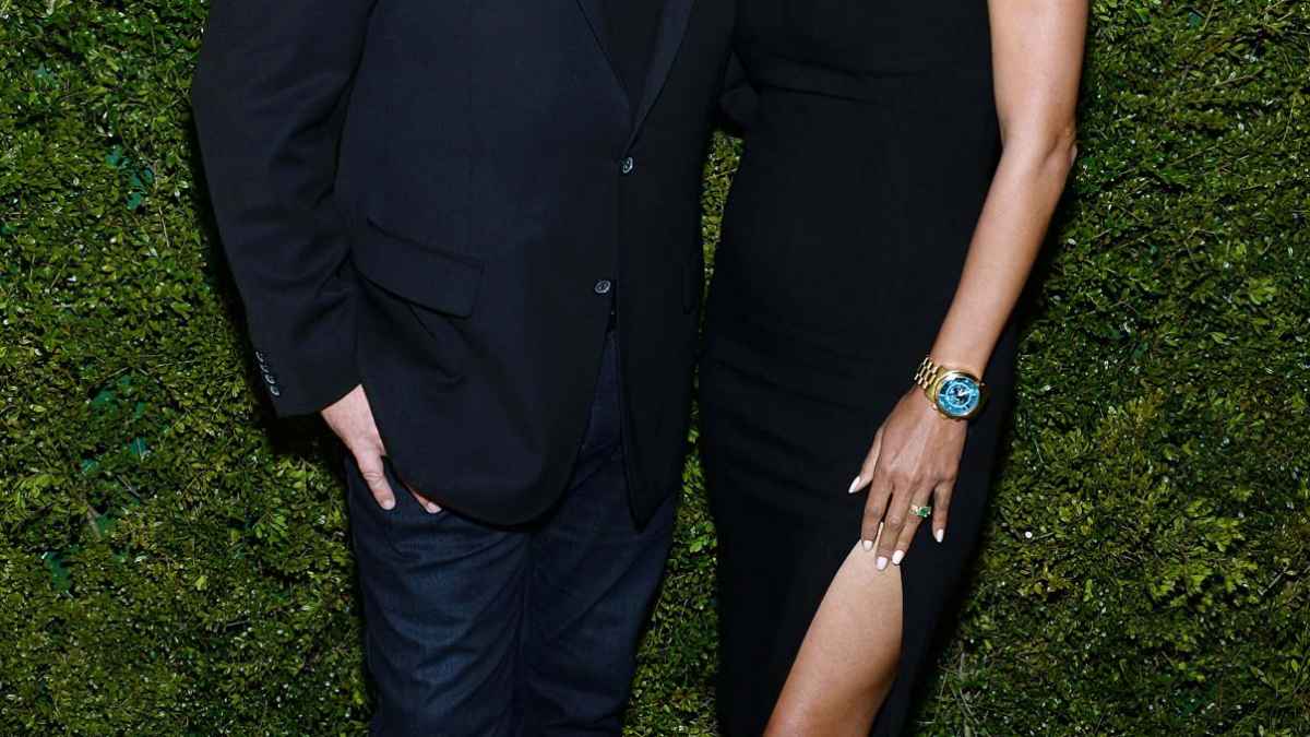 1365424444_halle berry michael kors zoom