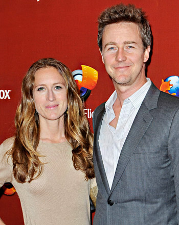 1366224137_shauna robertson edward norton 441
