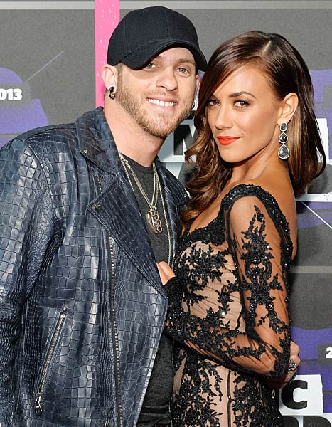 1370553203_brantley gilbert jana kramer lg