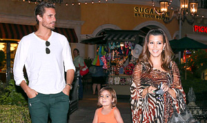 1371911408_scott disick mason kourtney kardashian 300