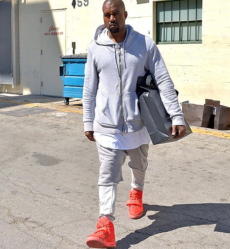 Kanye West Picture: North West's Dad Goes Shopping in Beverly Hills