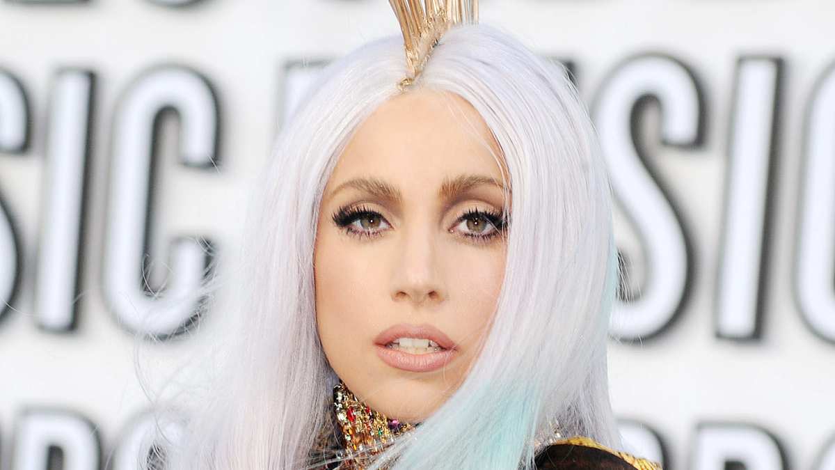 Lady Gaga attends the 2010 MTV Video Music Awards