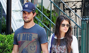 1375194840_taylor lautner marie avgeropoulos 178