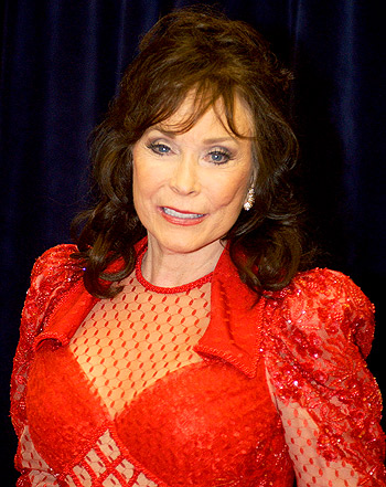 1375198326_loretta lynn 441