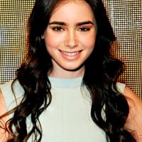 1375922784_139237147_lily collins 402