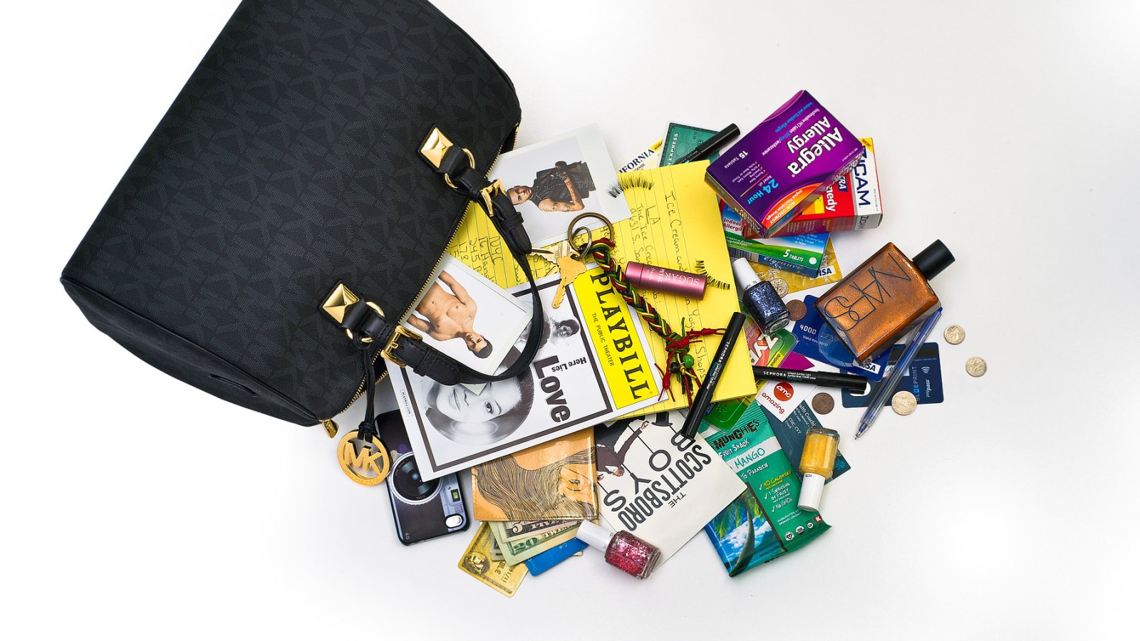See what's in Tyra Bank's bag