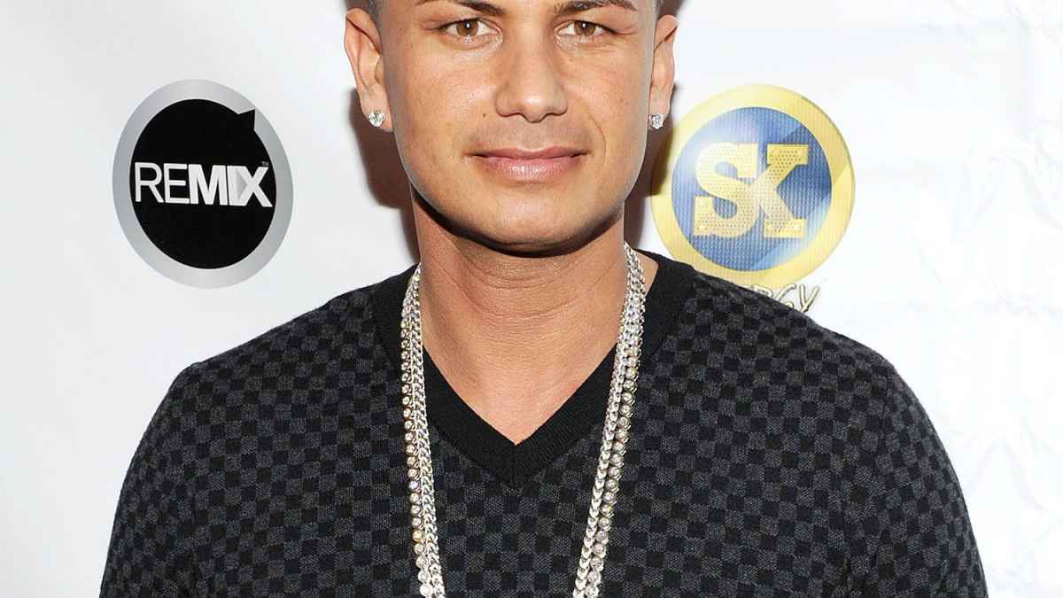 Amanda Markert: 5 Things To Know About Pauly D's Baby Mama