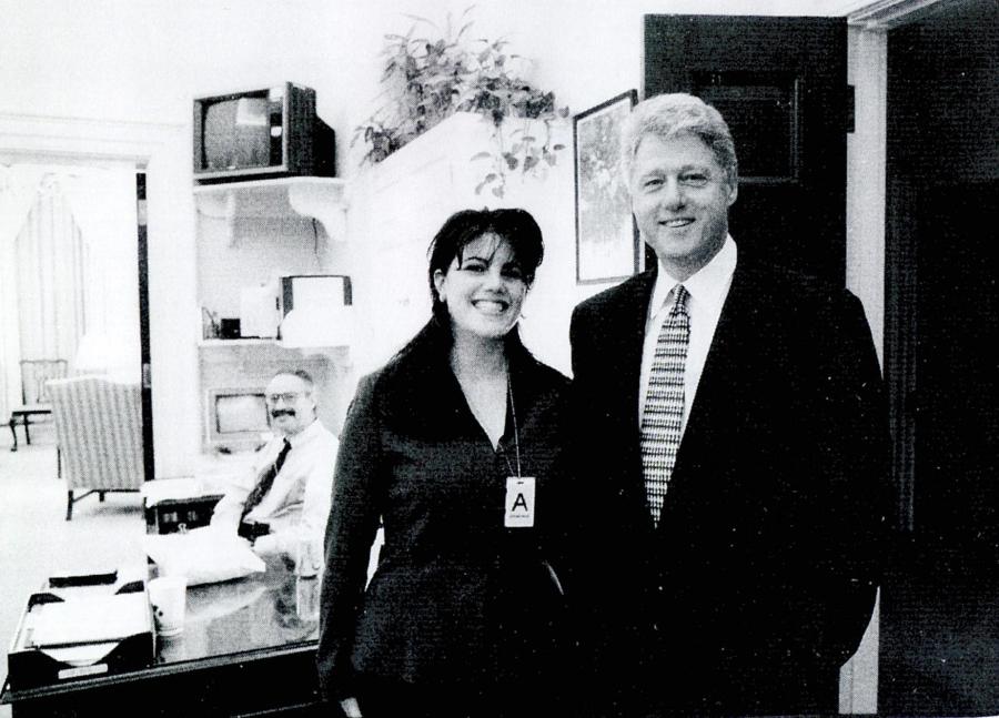 1384376247_bill clinton monica lewinsky zoom