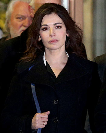 1386183064_nigella lawson 441