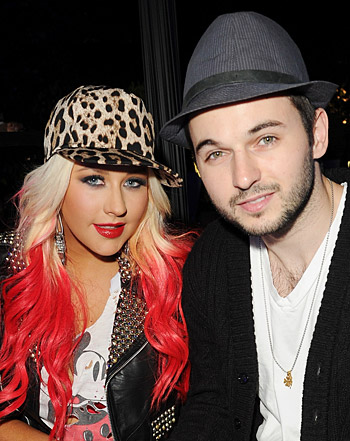 1392313551_christina aguilera matthew rutler 441