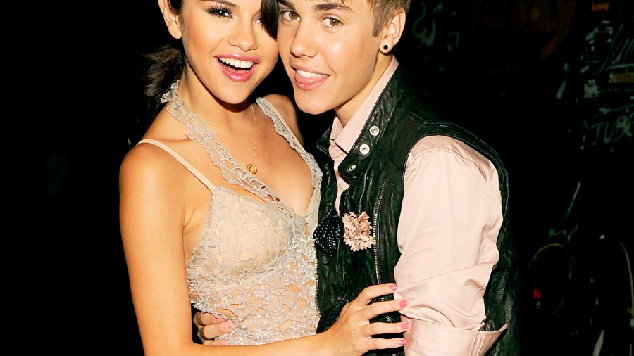 Justin Bieber Dedicates Song to Selena Gomez at Surprise SXSW Show