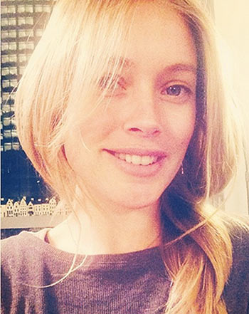 1395518879_doutzen kroes v