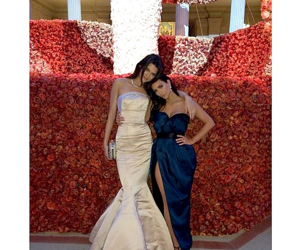 Kim Kardashian, Kendall Jenner Pose Together at Met Gala 2014: Picture