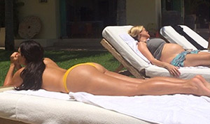 1405635066_kim kardashian mexico lumps 178 v3
