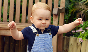 1405787161_prince george walking_4