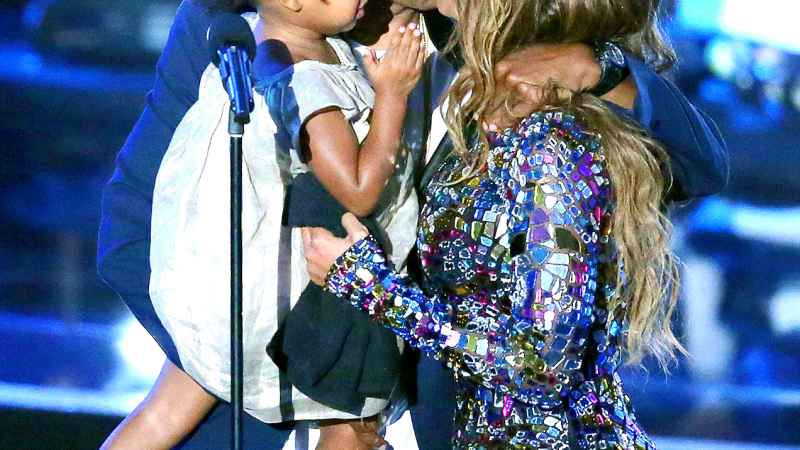 1408977729 jay z beyonce knowles romance zoom