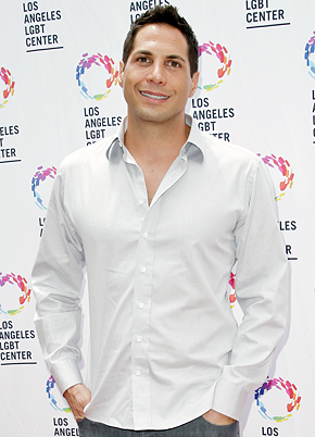 1410200325_joe francis 402