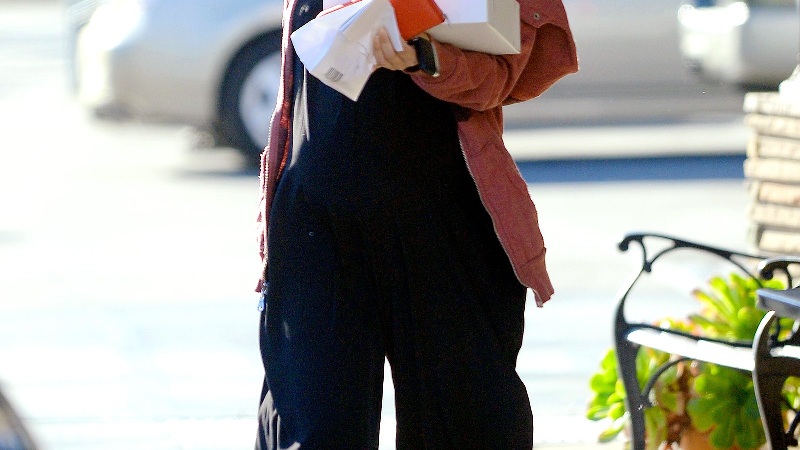 Rachel Bilson at the Belwood Bakery on October 3, 2014.