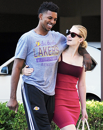 1412791732_iggy azalea nick young 441
