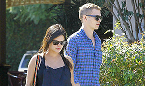 1412871152_rachel bilson bump 300