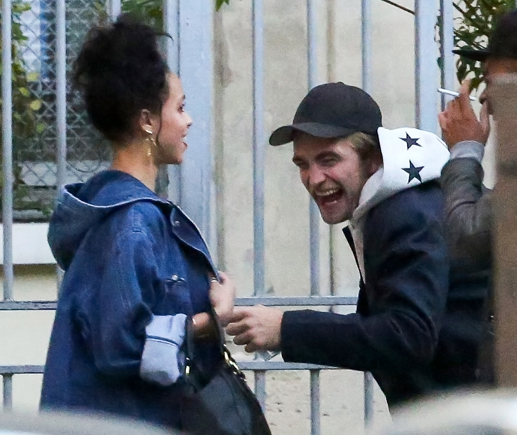 Robert Pattinson, Girlfriend FKA Twigs Have Romantic Date in Paris image