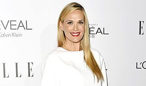 1413907207_molly sims elle 300