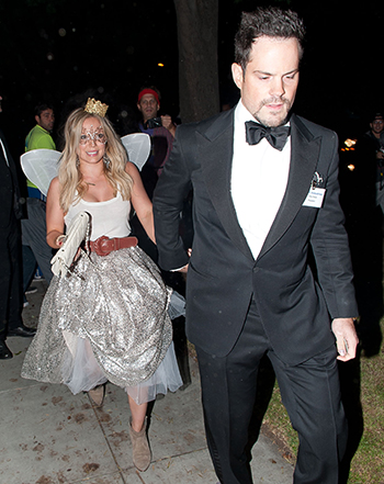 1414257377_hilary duff mike comrie_3
