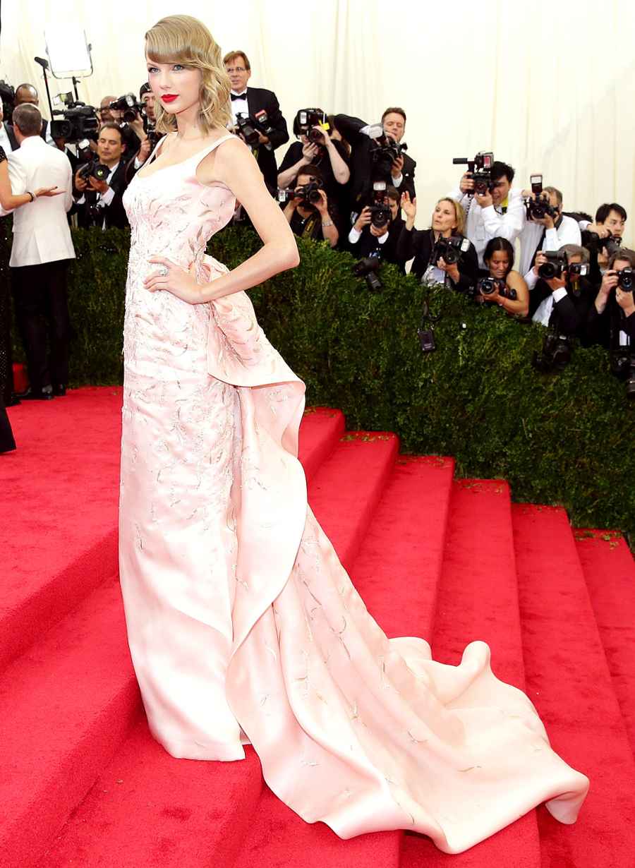 1418338232_taylor swift met gala zoom