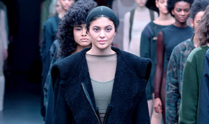 1423842304_kylie jenner 178