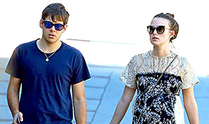 1424289834_james righton keira knightley 300