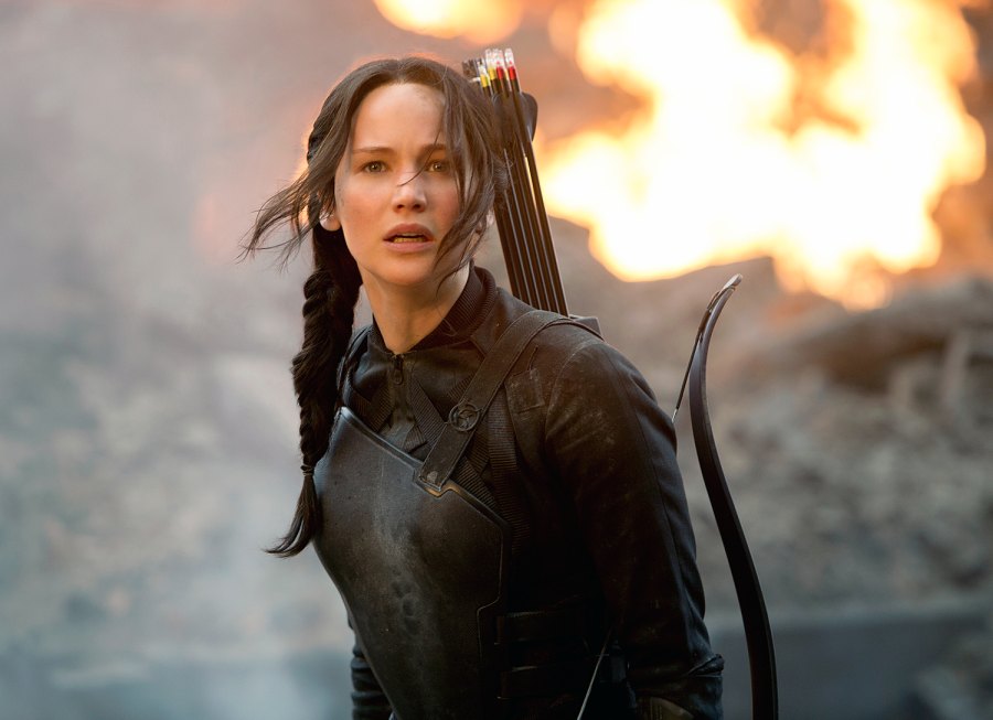 1424363774_jennifer lawrence mockingjay zoom