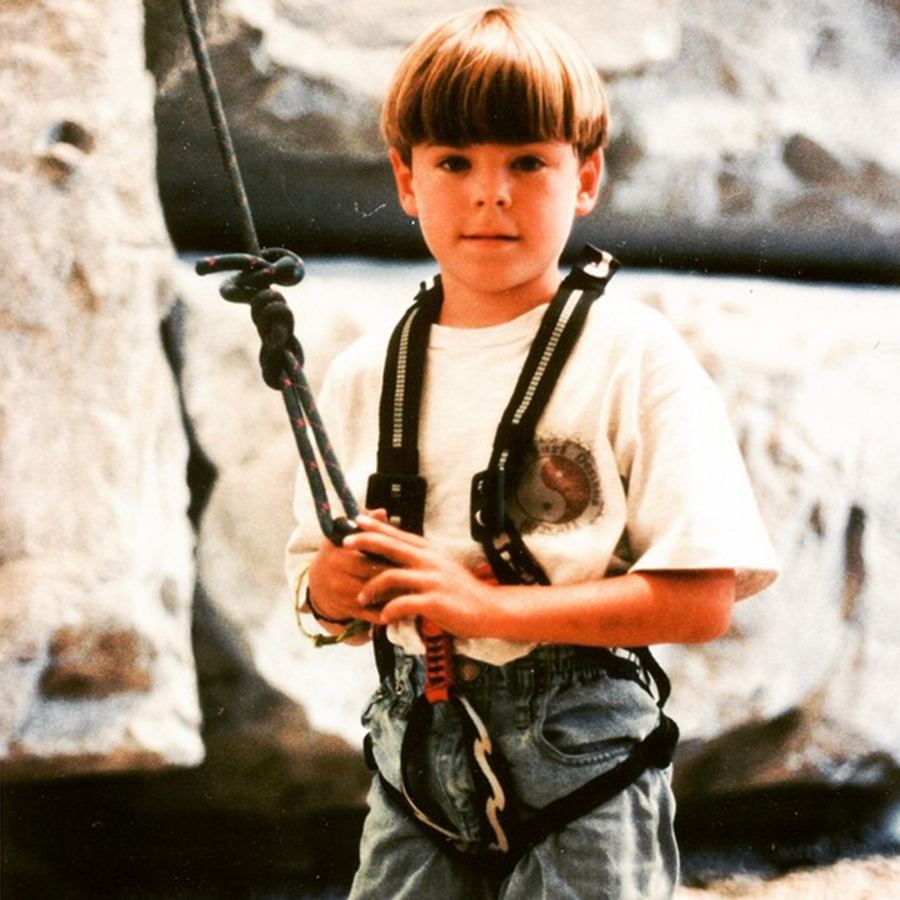 1424986804_zac efron tbt zoom 1b55144c 4b94 4676 b027 8435875817cf